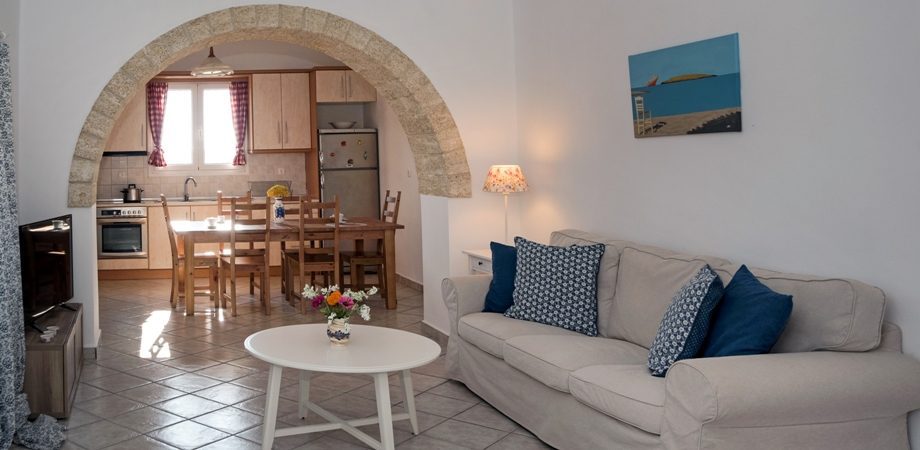 No7 living room-kitchen kythira entire place