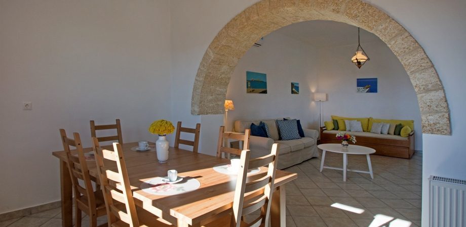 No7 kitchen-living room kythera beach
