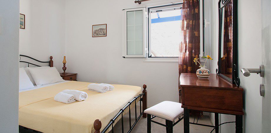 Bedroom 1 House on Komponada beach