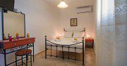 No5 bedroom Room